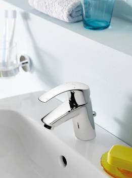 GROHE 33188002 ESM 2015 Смес.для раковины с цепочкой. Фото