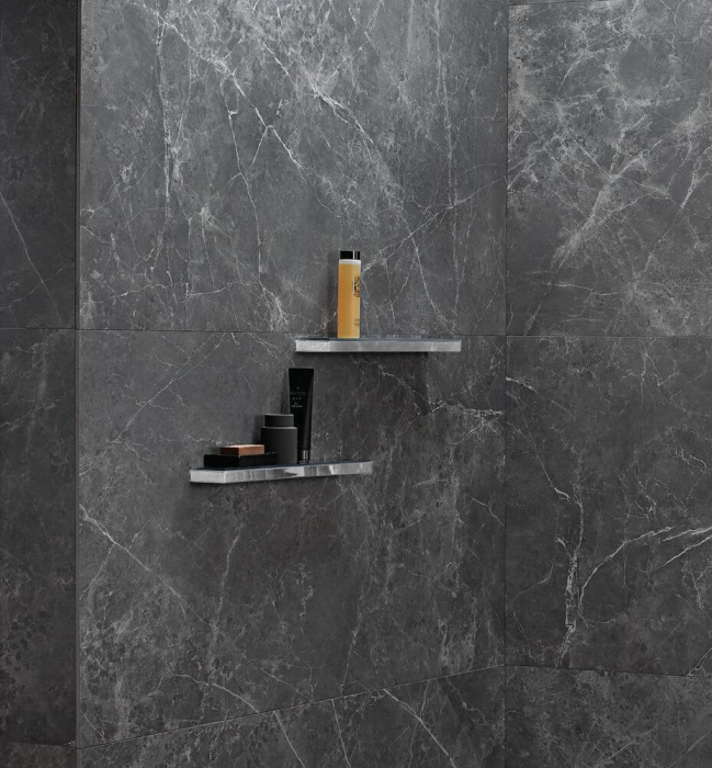 Полка Hansgrohe Rainfinity Shelf 500 26844700, хром для ванной комнаты. Фото