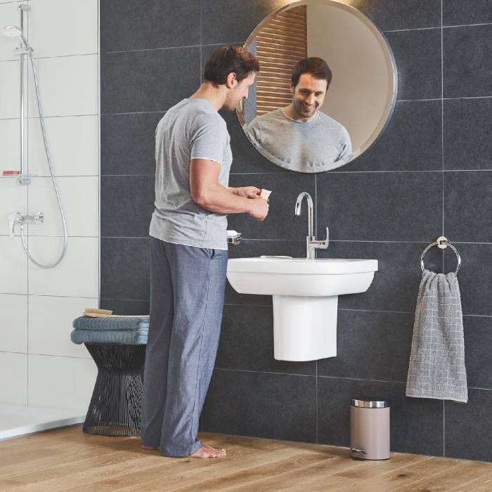 Смеситель для раковины GROHE Eurosmart 23537002. Фото